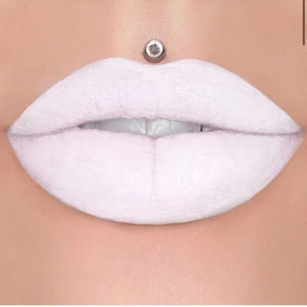 NEW Jeffree Star Velvet Trap Lipstick in "God's Gift"